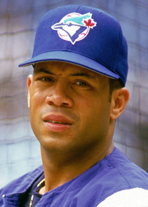 Roberto Alomar, Blue Jays greats lead coaching clinics in Victoria